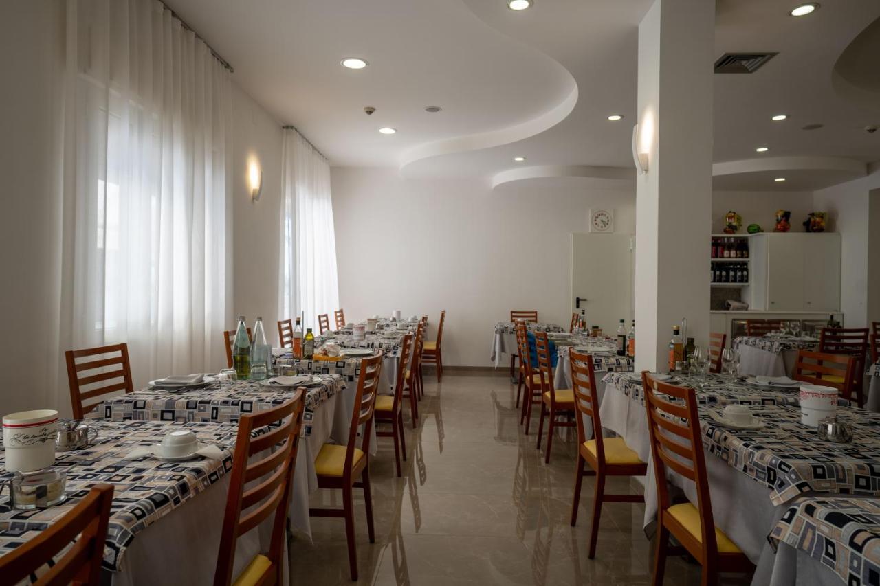 Hotel Eraclea Lido di Jesolo Exterior photo