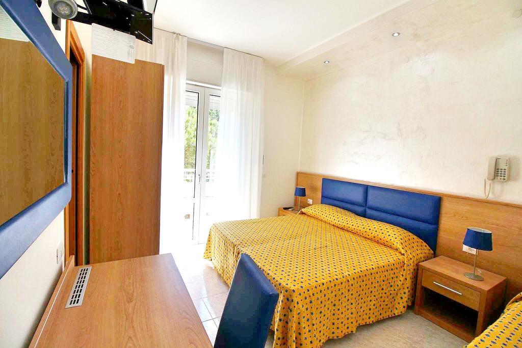 Hotel Eraclea Lido di Jesolo Exterior photo
