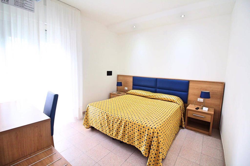 Hotel Eraclea Lido di Jesolo Exterior photo