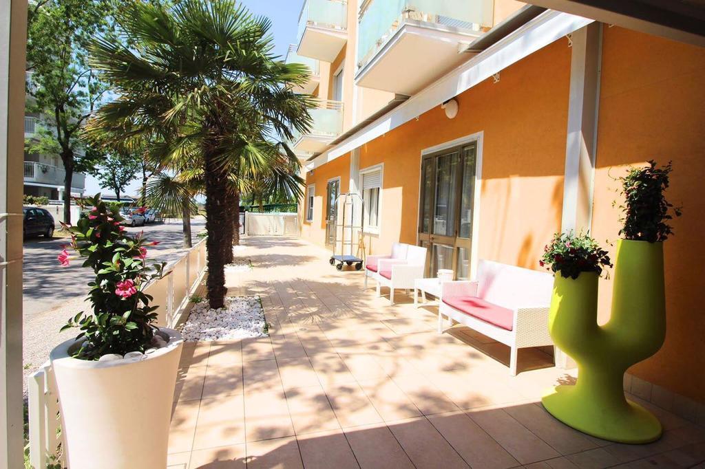 Hotel Eraclea Lido di Jesolo Exterior photo