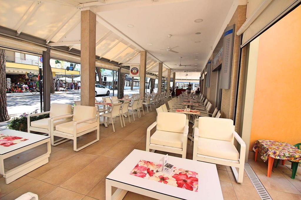 Hotel Eraclea Lido di Jesolo Exterior photo